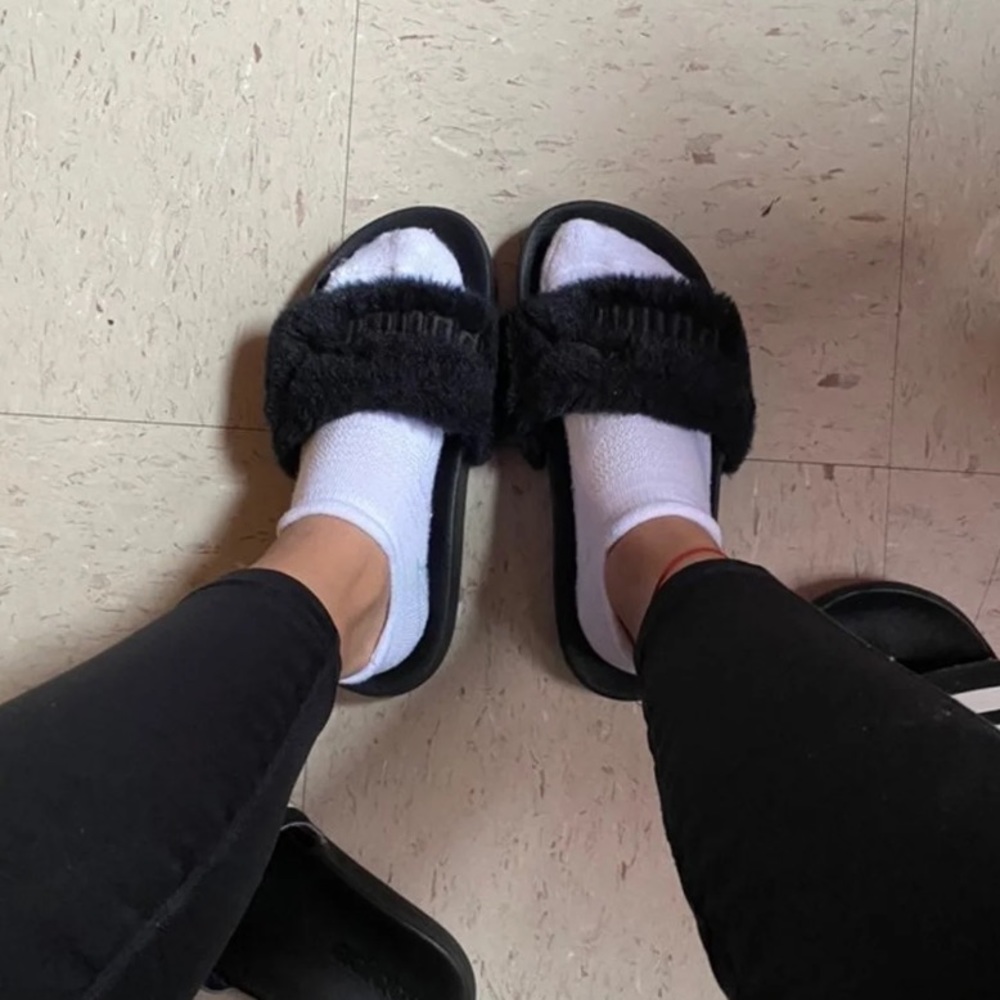 COPY - Fenty puma slides